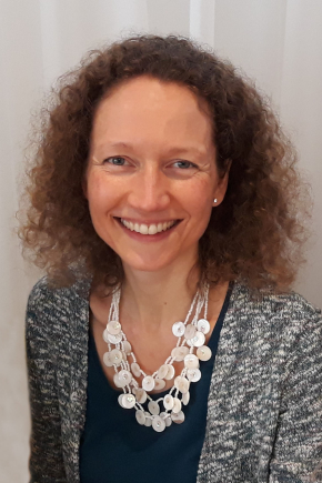 Porträfoto Karin Österreicher