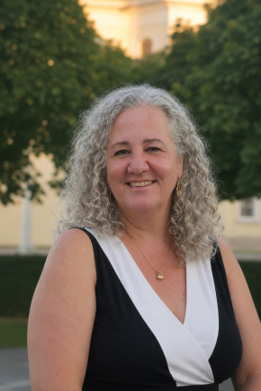 Porträfoto Martina Halwein 