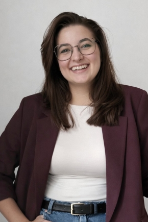 Porträtfoto Sara Praceptor