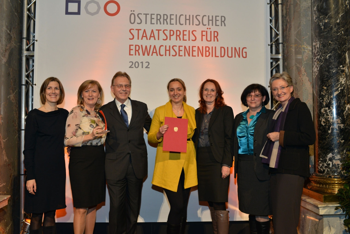 Daniela Schallert, Manuela Vollmann, André Schläfli, Sandra Stegmüller, Karin Mader Reichl, Gabriele Schmied bei der Preisverleihung.