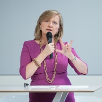 Redebeitrag von Manuela Vollmann bei ABZ*AUSTRIA 10 Jahre FIT