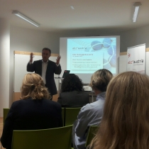 Vortrag und Publikum beim ABZ*AUSTRIA B2B:DIALOG Lernort Betrieb