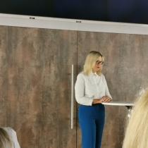 Anna Steiger beim ABZ*AUSTRIA B2B:DIALOG Neues Arbeiten - Erfahrungen aus der Praxis