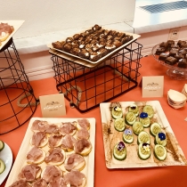 Buffet bei den Feierlichkeiten von ABZ*AUSTRIA Fünf Jahre ABZ*Frauenberufszentrum Wien